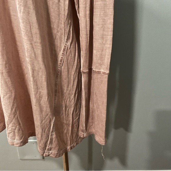 Crosby Washed Pink Scoop Neck Long Sleeve Top Size XL - Picture 4 of 10
